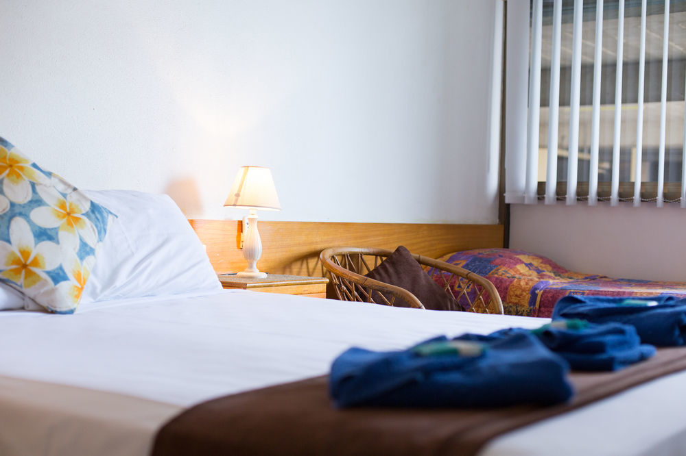 Tropical Gateway Motor Inn Rockhampton Esterno foto
