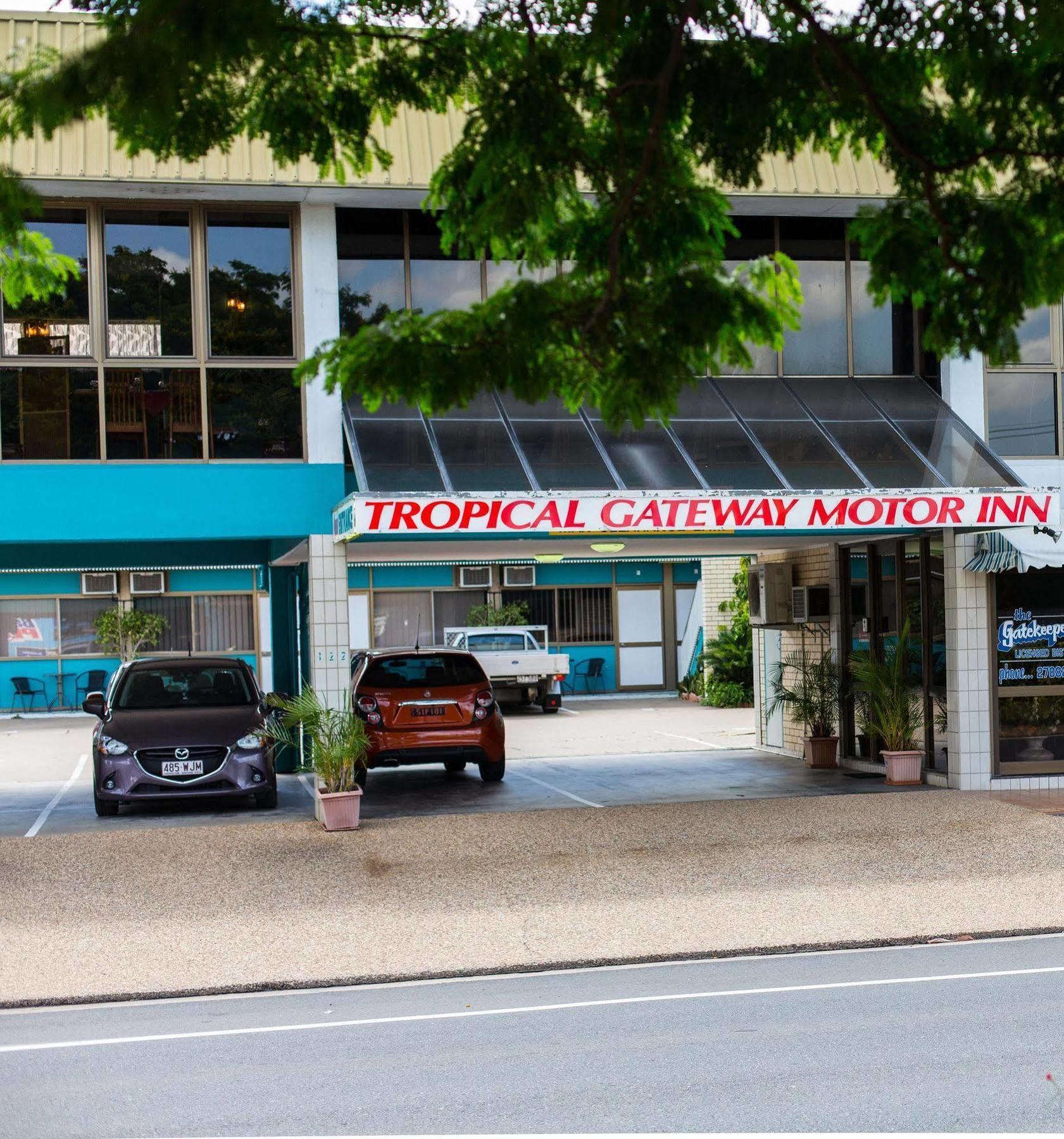 Tropical Gateway Motor Inn Rockhampton Esterno foto